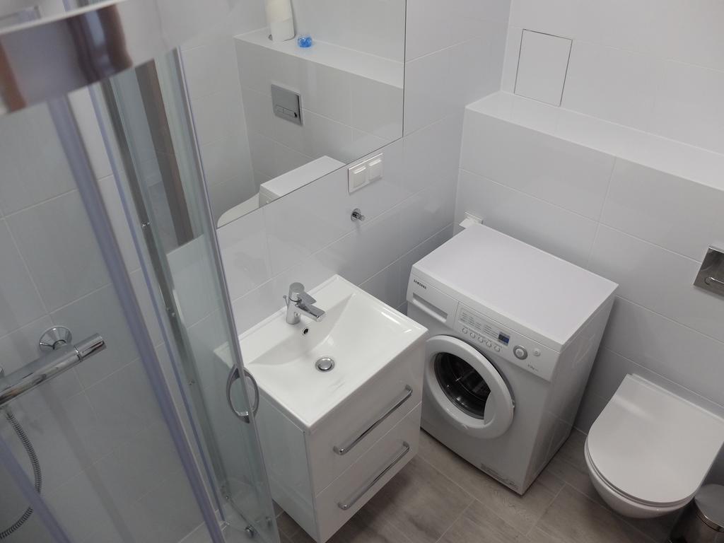 Pixel White Apart Wrocław Exterior foto